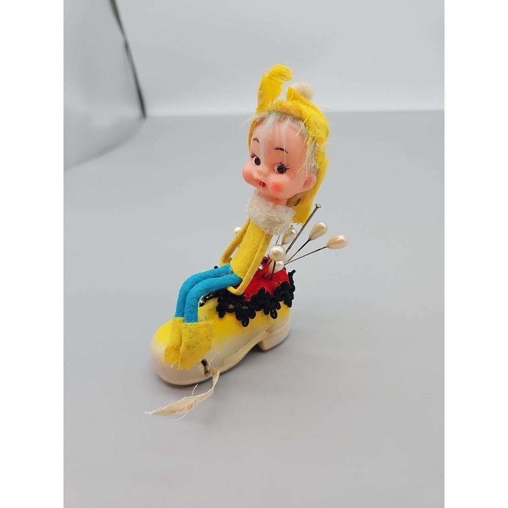 Vintage Pixie Elf On A Shoe Dress Maker Tape Measure & Pin Cushion Made In Japan